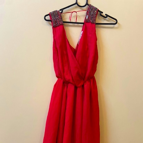 Zara Dresses & Skirts - Zara sequin shoulder dress v neck